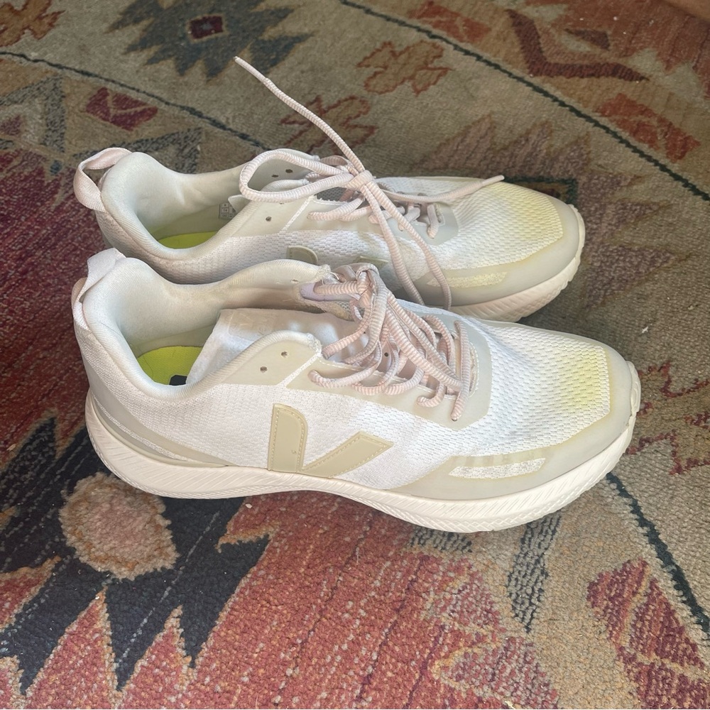Veja Impala Sneakers